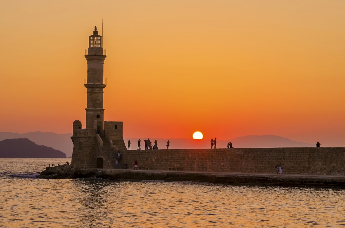 Chania - Guida turistica per vacanze a Chania - voli, hotel, spiagge ed altre informazioni